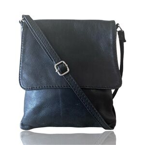 Vera Pelle Italian Genuine Leather Black Leather Crossbody Bag